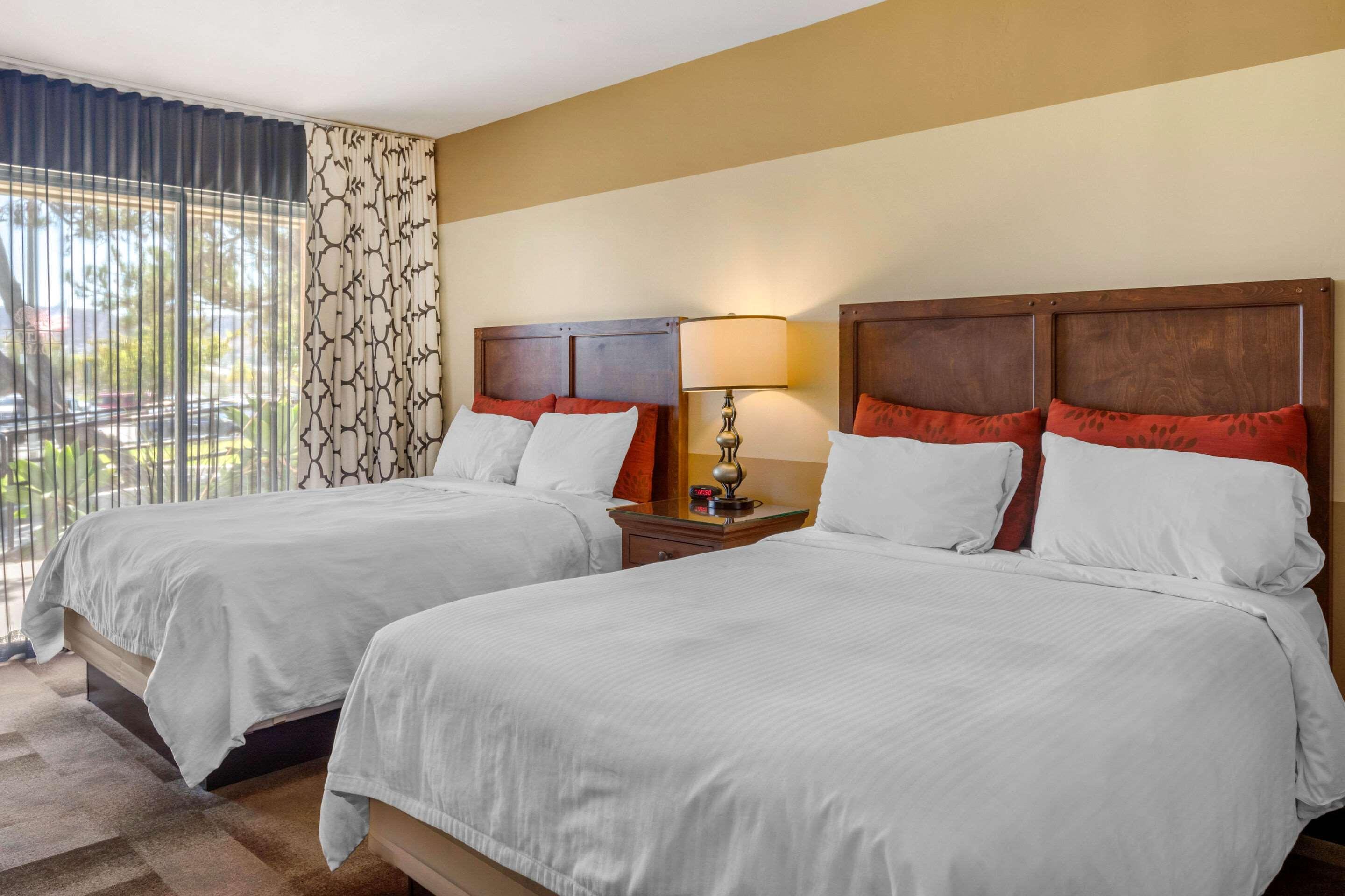 Carlton Oaks Lodge, Ascend Hotel Collection Santee Buitenkant foto