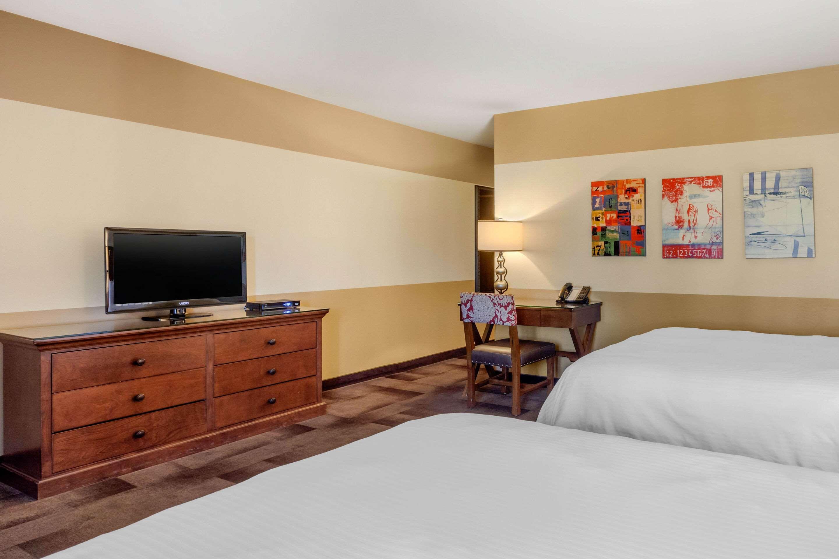 Carlton Oaks Lodge, Ascend Hotel Collection Santee Buitenkant foto