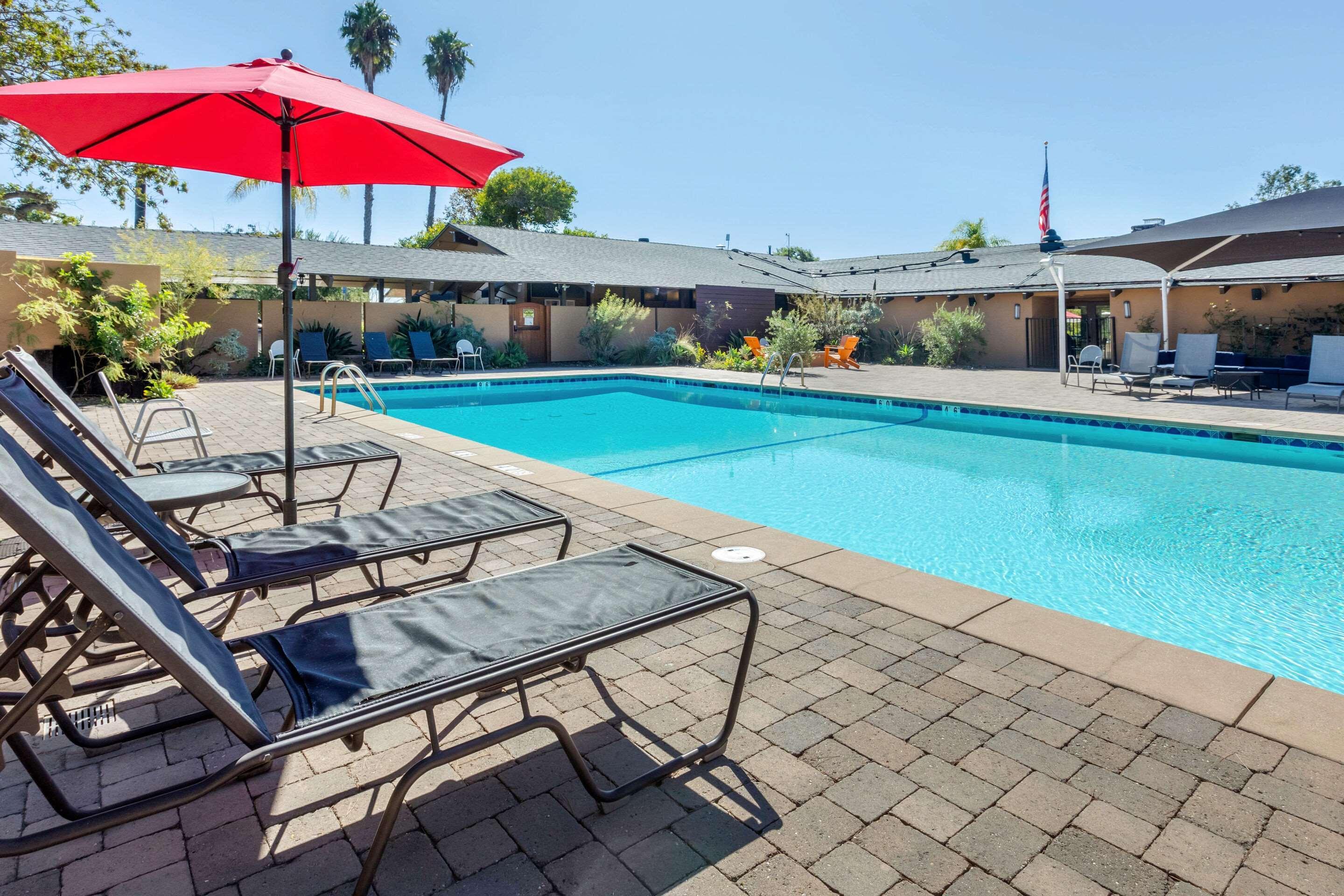 Carlton Oaks Lodge, Ascend Hotel Collection Santee Buitenkant foto