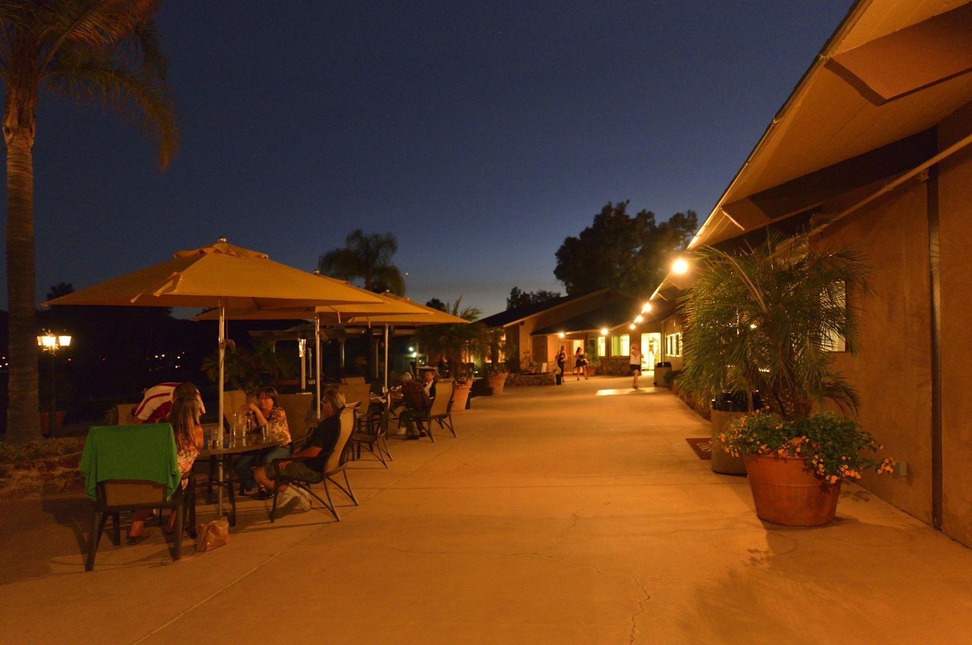 Carlton Oaks Lodge, Ascend Hotel Collection Santee Buitenkant foto