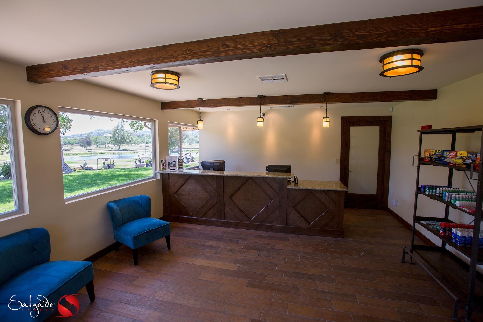 Carlton Oaks Lodge, Ascend Hotel Collection Santee Buitenkant foto